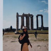 Emma Berthaud的照片