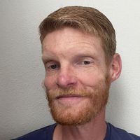 Tom Roberts的照片