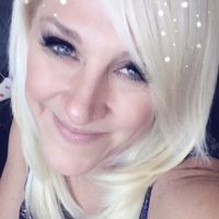 Julie Bulloch的照片