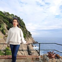 Azin Safarshargh的照片