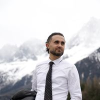 Arthur Zakaré Harutyunian的照片