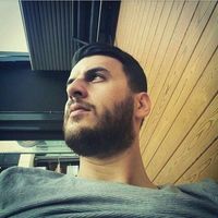 Veli Can Taş的照片