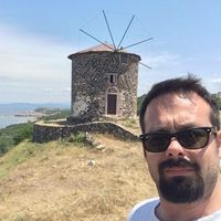 Ömer Şaylan的照片