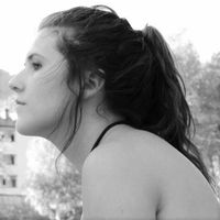 Clara Sanchis的照片