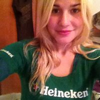 Je-Je Black的照片