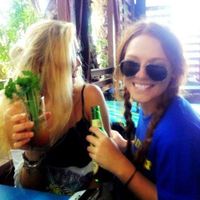 Caroline Cooper的照片