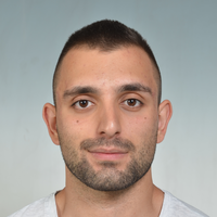 Angel Kostadinov的照片