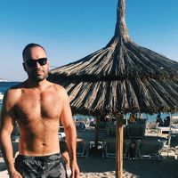 Ekrem Sezer的照片