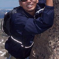 Kalani Kapahua's Photo