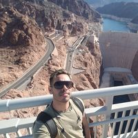 Adiel zulval's Photo