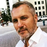 James  Cobb的照片