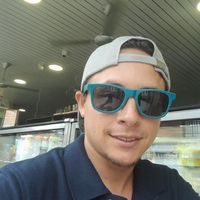 sebastian salinas's Photo