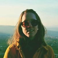 Julie Trioux的照片