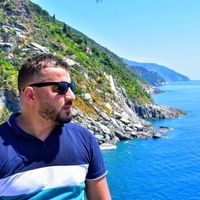 Mehdi Ouertani的照片