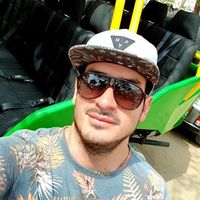 Santiago Loayza Leon's Photo