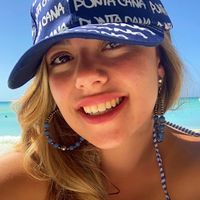 Ana Paula Falcowski的照片