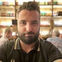 Ugur Ugurlu的照片