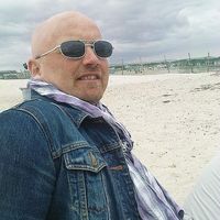 Michael Bendix's Photo