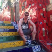 Josh Kingcott's Photo