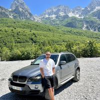 Erjon Karrabecaj的照片