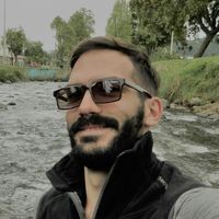 Juan Mauro Eluani的照片