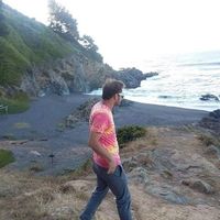 Luis Benavides的照片