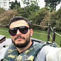 Everton Poli的照片