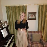 Louise Ní Clúmháin's Photo