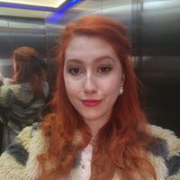 Sarah Boudjellah的照片