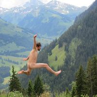 Bogdan Hanganu's Photo