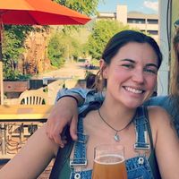 Brett Young的照片