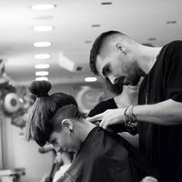 Charlie Byb的照片