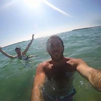 Ariel Benzaquen的照片