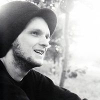 Steven Qual的照片