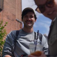 Alex Decker的照片