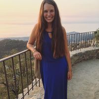 Mégane Sansorgné的照片