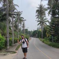 Alper Habip的照片