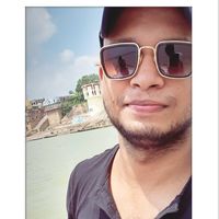 Ashish Pandey的照片