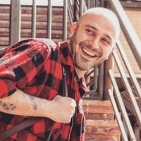 Ali Dastnama's Photo