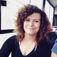 Melanie Hartmann的照片