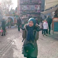 Iin Mutmainah's Photo
