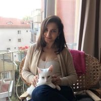 Serap Akcabelen的照片