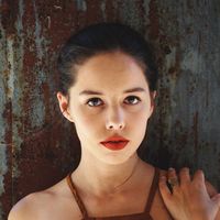 Mea Gőrgényi的照片