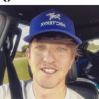 Dylan Scates的照片