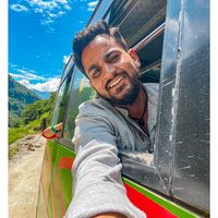 Fotos de Kartik Kaka