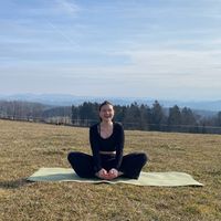 Jasmin Karner的照片