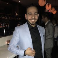 Hossein Danesh的照片