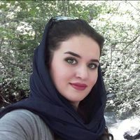 Flora Hesari的照片