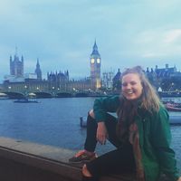 Laura Bailey的照片