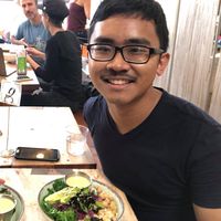 Diego Hernandez的照片